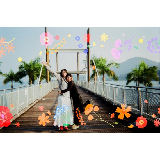 Reto Retocolor Blossom Disposable Camera With Pre-Exposed Patterns [27 Exp]