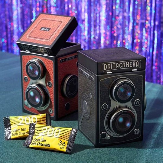 Daita Twin Lens Reflex Camera Tin Box Milk Chocolate